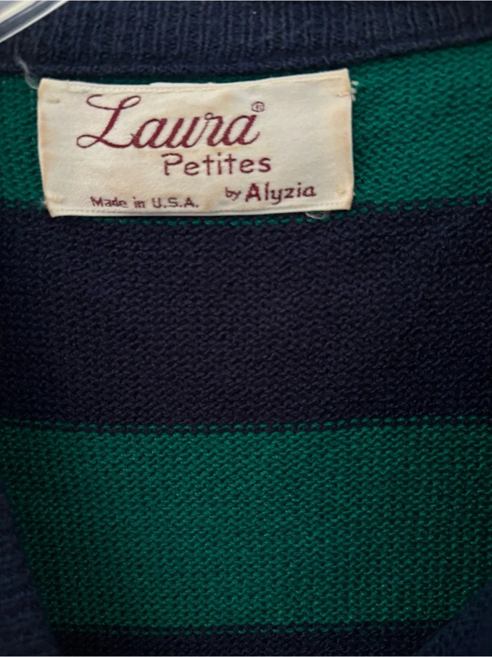 Laura Petites by Alyzia